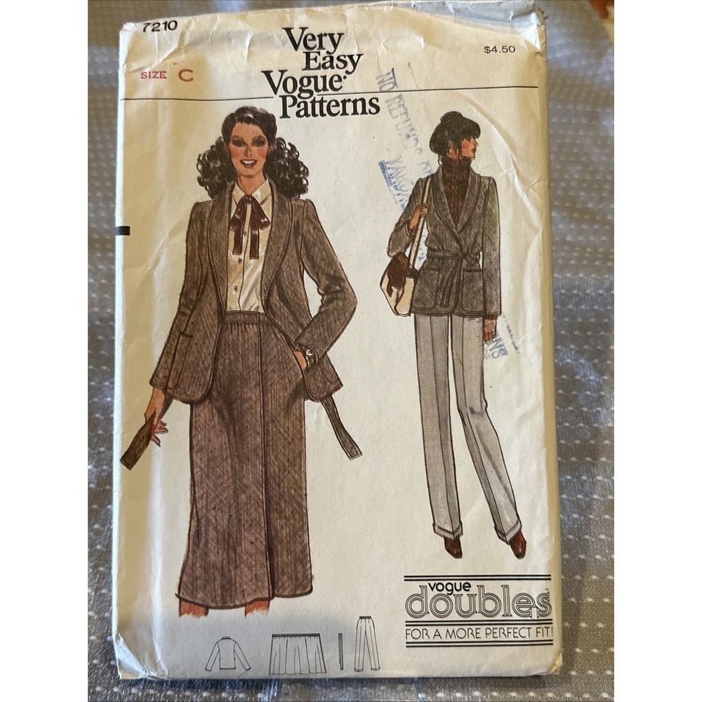 VINTAGE VOGUE PATTERN VERY EASY 7210 DOUBLES PERFECT FIT JACKET BELT SKIRT UNCUT